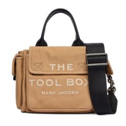 Torebka Marc Jacobs. Brązowe torebki klasyczne Marc Jacobs, bez wzorów, klasyczne, bez dodatków. Za 1,039.00 zł.