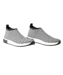 Buty damskie Leiko Tomi. Białe buty trekkingowe Brubeck, z materiału, bez zapięcia. Za 159.00 zł.