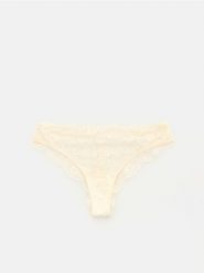 Majtki figi z koronki - złamana biel. Figi Reserved, bez wzorów, z koronki. Za 39.99 zł.