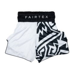 Spodenki bokserskie Fairtex Boxing BT2003 "Monochrome". Białe szorty FAIRTEX, bez wzorów, sportowe. Za 279.99 zł.