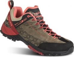 Buty trekkingowe Kayland Revolt Gore-Tex brązowo-czerwone. Brązowe buty trekkingowe Kayland, bez wzorów, z gore-texu, bez zapięcia, wspinaczkowe, gore-tex. Za 659.45 zł.