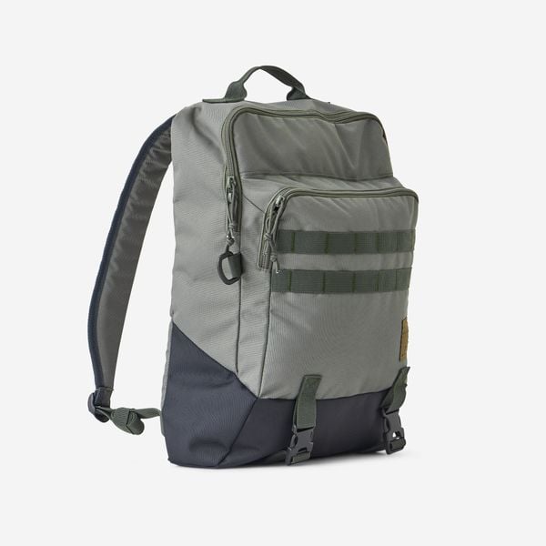 Plecak 100 20 l V3. Plecaki SOLOGNAC, bez wzorów, z materiału, bez dodatków. Za 69.99 zł.