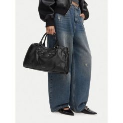 Torebka JENNY. Czarne torebki klasyczne Jenny, bez wzorów, klasyczne, bez dodatków. Za 159.99 zł.