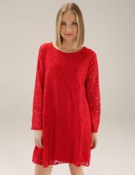 Czerwona sukienka z koronką. Czerwone sukienki Unisono, s, bez wzorów, z koronki, bez kołnierzyka, bez ramiączek, mini, rozkloszowane. Za 179.00 zł.