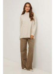 Soft Cashmere Golf w kolorze szarobrązowym rozmiar: 34/36. Brązowe swetry Soft Cashmere, bez wzorów, z kaszmiru, klasyczne, bez ramiączek. Za 252.99 zł.