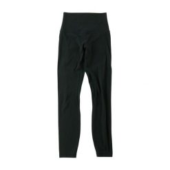 Spodnie legginsy damskie do jogi i siłowni czarne. Czarne legginsy LULULEMON, bez wzorów, z materiału, casualowe. Za 149.06 zł.