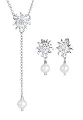 Elli Damski edelweiss zawieszka zestaw kolczyki z perłami muszli w srebrze 925 Sterling Silver Zestawy 1 ct. Szare kolczyki Elli, z perłą, srebrne. Za 378.99 zł.