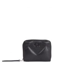 Calvin Klein Portfel Quilt K60K611783 Czarny. Czarne portfele Calvin Klein, bez wzorów, ze skóry. Za 269.99 zł.