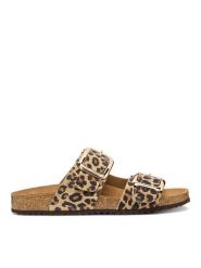 Geox Klapki D Brionia R D45Y3B 000BS C5018 Brązowy. Brązowe klapki Geox, bez wzorów, ze skóry, bez obcasa, bez zapięcia. Za 399.99 zł.