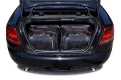 Torby Do Bagażnika Audi A4 Cabrio 2005-2009 4Szt Kjust. Czarne torby podróżne KJUST, bez wzorów, z kauczuku. Za 957.00 zł.