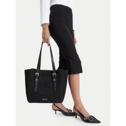 Torebka Nine West. Czarne shopper bag Nine West, bez wzorów, bez dodatków. Za 329.99 zł.