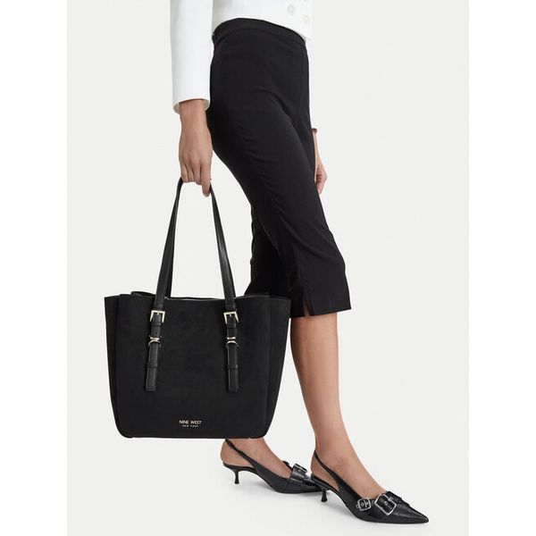 Torebka Nine West. Czarne shopper bag Nine West, bez wzorów, bez dodatków. Za 329.99 zł.