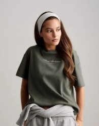 Damski T-shirt pudełkowy Script bluszczowy. Zielone t-shirty sportowe AIM'N, l, bez wzorów, z bawełny, bez ramiączek, na fitness i siłownię. Za 172.00 zł.