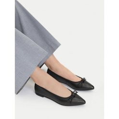Baleriny Lasocki. Czarne baleriny Lasocki, bez wzorów, bez obcasa, bez zapięcia. Za 179.99 zł.
