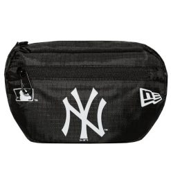 Torebka nerka New Era MLB New York Yankees Micro Waist Bag pojemność 1 L. Czarne nerki i saszetki New Era, bez wzorów, sportowe, bez dodatków. Za 59.99 zł.