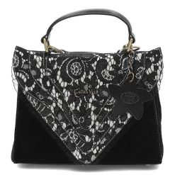 Czarny Elegancki Damski Kuferek Z Koronką Laura Vita. Czarne torebki klasyczne LAURA VITA, bez wzorów, z koronki, eleganckie, bez dodatków. Za 377.99 zł.