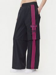 Adidas Spodnie dresowe Adibreak JD0088 Czarny Regular Fit. Czarne spodnie dresowe adidas, bez wzorów, z dresówki. Za 299.99 zł.