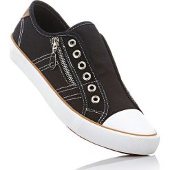 Tenisówki bonprix czarny. Buty sportowe lifestyle marki bonprix. Za 59.99 zł.
