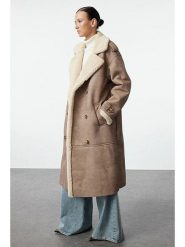 Trendyol Płaszcz przejściowy w kolorze szarobrązowym rozmiar: 38. Brązowe płaszcze Trendyol, bez wzorów, bez kaptura. Za 189.29 zł.