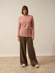 Just Cashmere Kaszmirowy sweter w kolorze jasnoróżowym rozmiar: L. Różowe swetry Just Cashmere, l, bez wzorów, z kaszmiru, bez ramiączek. Za 369.99 zł.