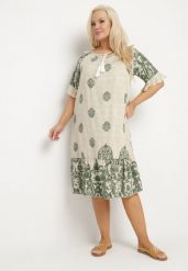 Zielona Wiskozowa Sukienka w Stylu Boho z Frędzlami i Falbankami Korilia. Zielone sukienki Born2be, na spotkanie biznesowe, xl, bez wzorów, z wiskozy, boho, bez kołnierzyka, bez ramiączek, midi. Za 119.99 zł.