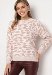 Ciemnoróżowy Sweter z Wełną o Klasycznym Kroju Zdobiony Wzorem w Cętki Zinarisa. Czerwone swetry Born2be, na zimę, l, z aplikacjami, z wełny, klasyczne, bez ramiączek. W wyprzedaży za 59.49 zł.