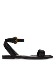 Versace Jeans Couture Sandały 80VA3S61 ZSS84 899 Czarny. Czarne sandały Versace Jeans Couture, bez wzorów, z jeansu, bez obcasa, na płaskiej podeszwie, bez zapięcia. Za 789.99 zł.