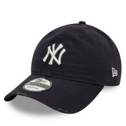 Czapka z daszkiem New Era. Niebieskie czapki z daszkiem New Era, bez wzorów. Za 99.99 zł.