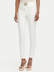 Babylon Spodnie materiałowe W E00057 Kremowy Slim Fit. Białe spodnie materiałowe Babylon, bez wzorów, z materiału. Za 844.99 zł.