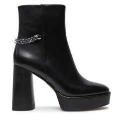 Botki MICHAEL Michael Kors. Czarne botki MICHAEL Michael Kors, bez wzorów, bez obcasa, na słupku, bez zapięcia. Za 819.99 zł.