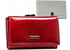 Portfel skórzany 4U Cavaldi [DH] H23-1-SH9 czerwony. Czerwone portfele 4U Cavaldi, z aplikacjami, z lakierowanej skóry. Za 75.99 zł.