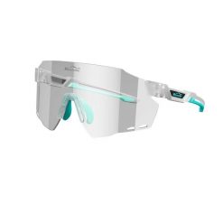 Fotochromowe okulary przeciwsłoneczne Magicshine WindBreaker. Białe okulary przeciwsłoneczne MAGICSHINE, bez wzorów. Za 312.50 zł.