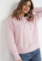 Jasnoróżowa Bluza Rhodeope. Czerwone bluzy Born2be, xs, bez wzorów, z dzianiny, casualowe, bez ramiączek, z kapturem. W wyprzedaży za 38.24 zł.