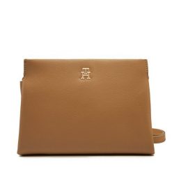 Torebka Tommy Hilfiger. Brązowe listonoszki Tommy Hilfiger, bez wzorów, bez dodatków. Za 259.99 zł.