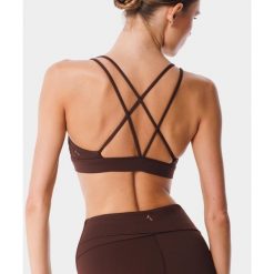 Stanik sportowy crossback dla kobiet Carpatree Balletcore. Brązowe biustonosze sportowe Carpatree, bez wzorów, na fitness i siłownię. W wyprzedaży za 111.99 zł.