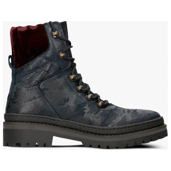 Tommy Hilfiger Modern Hiking Boot Camo buty damskie, granatowy, rozmiar 38. Niebieskie buty trekkingowe Tommy Hilfiger, z gumy, przed kolano, bez zapięcia. W wyprzedaży za 429.99 zł.