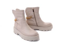 BIOECO BY ARKA 7663 2301 beż, botki damskie. Brązowe botki Bioeco by Arka, bez wzorów, ze skóry, bez obcasa, na obcasie, bez zapięcia. Za 287.94 zł.