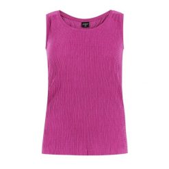 Damski tank top Protest Fields. Czerwone topy Protest, bez wzorów, bez kołnierzyka, bez ramiączek. Za 232.50 zł.