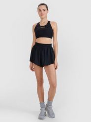 Spodenki treningowe fitness damskie szybkoschnące. Czarne szorty sportowe 4f, bez wzorów, z materiału, z podwyższonym stanem, do biegania. Za 129.99 zł.