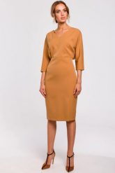 Sukienka elegancka ołówkowa zbluzowana góra i dekolt V brązowa. Brązowe sukienki Sukienki.shop, do pracy, xxl, bez wzorów, biznesowe, bez kołnierzyka, bez ramiączek, ołówkowe. Za 229.00 zł.