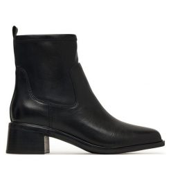 Botki Aldo. Czarne botki Aldo, bez wzorów, bez obcasa, na słupku, bez zapięcia. Za 679.99 zł.