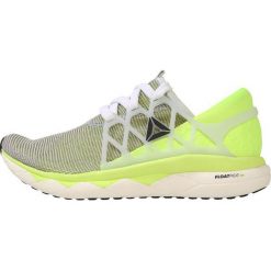 Reebok FLOATRIDE RUN FLEXWEAVE Obuwie do biegania treningowe white/yellow/black. Buty do biegania marki Reebok. Za 629.00 zł.