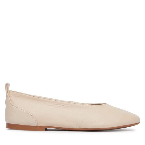 Baleriny Tamaris. Białe baleriny Tamaris, bez wzorów, bez obcasa, bez zapięcia. Za 204.99 zł.