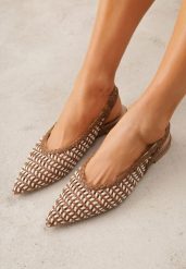 Brązowe Plecione Baleriny z Noskiem w Szpic i Odkrytą Piętą Safire. Brązowe baleriny Born2be, bez wzorów, boho, bez obcasa, bez zapięcia. Za 99.99 zł.
