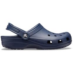 Klapki dla dorosłych Crocs Classic. Niebieskie klapki Crocs, bez wzorów, sportowe, bez obcasa, bez zapięcia. Za 159.99 zł.
