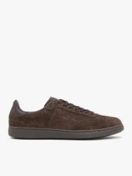 Brązowe sportowe półbuty. Brązowe buty sportowe lifestyle Ryłko, bez wzorów, ze skóry, eleganckie, z okrągłym noskiem, bez obcasa, na płaskiej podeszwie. Za 399.99 zł.