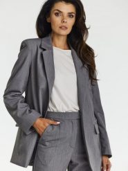 Żakiet Model A676 Grey - awama. Szare marynarki i żakiety Awama, l, bez wzorów, z elastanu, eleganckie, bez ramiączek. Za 481.46 zł.