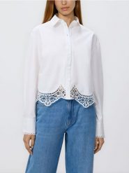 Koszula z ażurowym dołem - biały. Białe koszule Reserved, l, w ażurowe wzory, z bawełny, bez kołnierzyka, bez ramiączek. Za 139.99 zł.