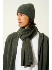 AUTHENTIC CASHMERE Kaszmirowy szal "Apolline" w kolorze khaki - 180 x 30 cm rozmiar: onesize. Brązowe szaliki i kominy AUTHENTIC CASHMERE, na lato, bez wzorów, z kaszmiru. Za 343.41 zł.