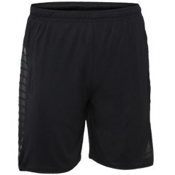 Spodenki piłkarskie dla dzieci Select Argentina czarne. Czarne szorty Select, bez wzorów, sportowe. W wyprzedaży za 79.45 zł.